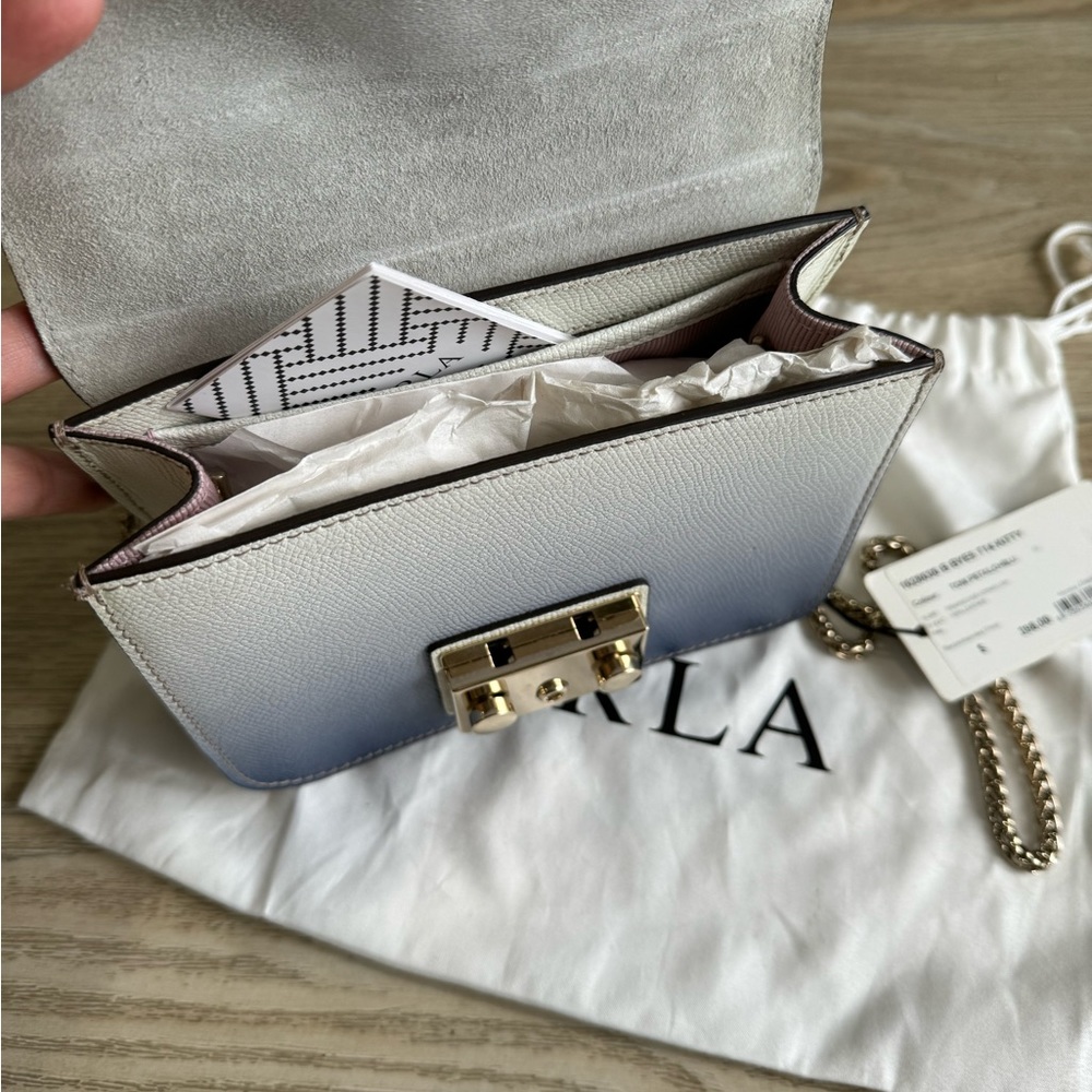NWT Furla x Sanrio Hello Kitty Metropolis Mini Crossbody Pearl White Blue - Picture 7 of 7